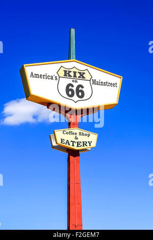 Amerikas Kix auf Overhead-Route 66 Coffee Shop und lokal anmelden Tucumcari, New Mexico Stockfoto