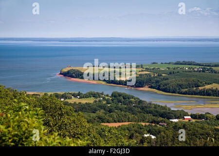 Blick auf das Annapolis-Tal und den Ufern der Bay Of Fundy in ländlichen Nova Scotia, Kanada. Stockfoto