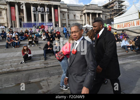 London, UK. 18. September 2015. Malaysia Landwirtschaft Münster besuchen die Malaysia Night 2015 auf dem Trafalgar Square in London. Bildnachweis: Siehe Li/Alamy Live News Stockfoto