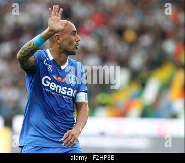 Udine, Italien. 19. September 2015. Empoli vorwärts Massimo Maccarone Gesten während der italienischen Serie A-Fußball-match zwischen Udinese Calcio V Empoli im Friaul-Stadion am 19. September 2015 in Udine. Bildnachweis: Andrea Spinelli/Alamy Live-Nachrichten Stockfoto