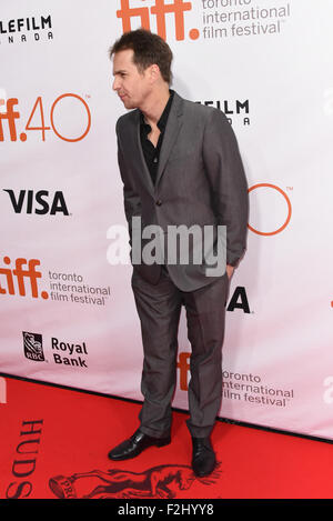 Toronto, Ontario, Kanada. 19. Sep, 2015. Schauspieler SAM ROCKWELL besucht die "Mr. Right"-Premiere während der 2015 Toronto International Film Festival in der Roy Thomson Hall am 19. September 2015 in Toronto, Kanada Kredit statt: Igor Vidyashev/ZUMA Draht/Alamy Live News Stockfoto