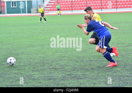 Gibraltar. 20. September 2015. Am Samstag, 19. September 2015 im Rahmen des UEFA-Grassroots Tages organisiert durch die Gibraltar-FA konfrontiert die Frauen Nationalmannschaft eine Auswahl aus der Special Olympics. Die Frauen unter der Leitung von einem neuen Abteilungsleiter und Trainer kamen 2-1 Gewinner. Bildnachweis: Stephen Ignacio/Alamy Live-Nachrichten Stockfoto