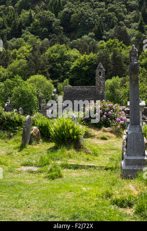 St. Kevins Kirche in Glendalough klösterlichen Stadt, Grafschaft Wicklow, Irland. Stockfoto