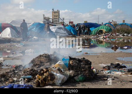 Calais, Frankreich. 19. September 2015. Armseligen Bedingungen für Flüchtlinge im "Dschungel" Camp in Calais Credit: auf Anblick Photographic/Alamy Live News Stockfoto