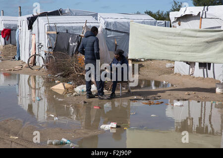 Calais, Frankreich. 19. September 2015. Armseligen Bedingungen für Flüchtlinge im "Dschungel" Camp in Calais Credit: auf Anblick Photographic/Alamy Live News Stockfoto