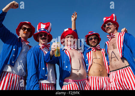 Brighton, UK. 20. September 2015. Rugby World Cup 2015: United States of America-Fans in Hochstimmung für ihr Spiel gegen Samoa in Brighton, England, UK am Sonntag, 20. September 2015 Credit: DB Bilder/Alamy Live News Stockfoto