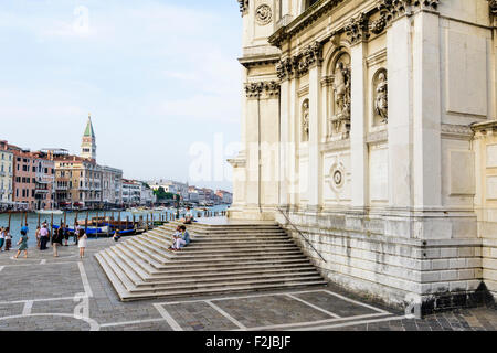 Die Schritte der Santa Maria della Salute an der Punta della Dogana, Dorsoduro, Venedig, Veneto, Italien Stockfoto