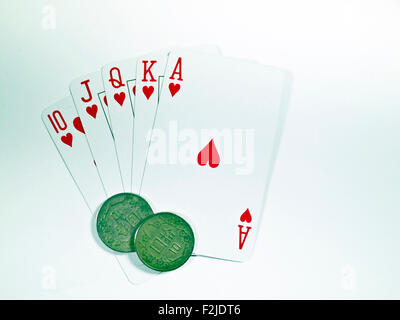 Eine royal Straight Flush Spielkarten Poker hand im Herzen. Stockfoto