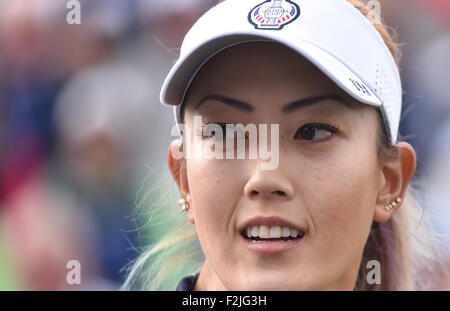 St. Leon-Rot, Deutschland. 20. Sep, 2015. US-Golfer Michelle Wie lächelt während der Solheim Cup in St. Leon-Rot, Deutschland, 20. September 2015. Zwei Teams, bestehend aus den besten zwölf weibliche Golfprofis aus Europa und den Vereinigten Staaten, beziehungsweise die Biennale Golf Teamturnier teilnehmen, mit den Wettkampfstätten wechseln zwischen Europa und den USA. Deutschland ist der Solheim Cup zum ersten Mal Gastgeber. Foto: UWE ANSPACH/Dpa/Alamy Live News Stockfoto