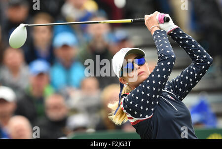 St. Leon-Rot, Deutschland. 20. Sep, 2015. US-Golfer Paula Creamer in Aktion während der Solheim Cup in St. Leon-Rot, Deutschland, 20. September 2015. Zwei Teams, bestehend aus den besten zwölf weibliche Golfprofis aus Europa und den Vereinigten Staaten, beziehungsweise die Biennale Golf Teamturnier teilnehmen, mit den Wettkampfstätten wechseln zwischen Europa und den USA. Deutschland ist der Solheim Cup zum ersten Mal Gastgeber. Foto: UWE ANSPACH/Dpa/Alamy Live News Stockfoto