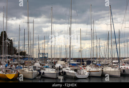 Viele Boote, in Grignano pier Stockfoto