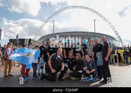 London, UK. 20. Sep, 2015. Rugby World Cup. Neuseeland gegen Argentinien. Fans vor Kick-off-Credit: Action Plus Sport/Alamy Live News Stockfoto