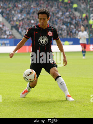 Hamburg, Deutschland. 19. Sep, 2015. Frankfurts Makoto Hasebe in Aktion während der deutschen Fußball-Bundesliga-Fußball-match zwischen der Hamburger SV und Eintracht Frankfurt in Hamburg, Deutschland, 19. September 2015. Foto: DANIEL REINHARDT/Dpa/Alamy Live News Stockfoto