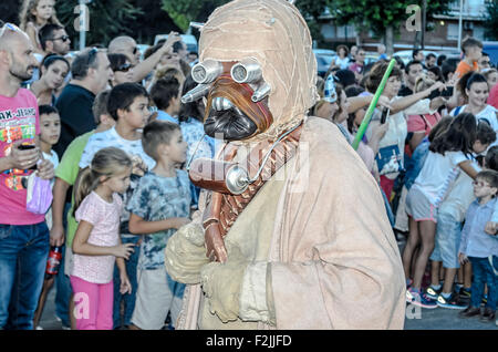 VII Trainingstag der spanischen Garnison 501st Legion, - StarWars-. Unbekannter Mann von - Tusken Raider - verkleidet. Stockfoto