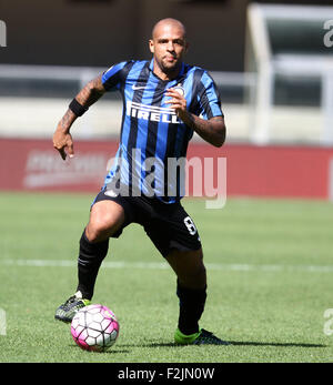 Verona, Italien. 20. September 2015. Inter Mailand Mittelfeldspieler Felipe Melo mit Ball läuft während der italienischen Serie einen Fußball-match zwischen AC Chievo Verona V FC Inter Mailand Bentegodi Stadium am 20. September 2015. Bildnachweis: Andrea Spinelli/Alamy Live-Nachrichten Stockfoto