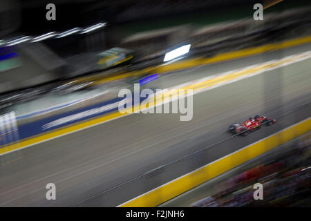 Singapur. 20. September 2015. Ferrari F1-Team-Scuederia Ansätze 1 Kreuzung Singapore Street Circuit Formel 1 Grand Prix Credit: Chung Jin Mac/Alamy Live News Stockfoto