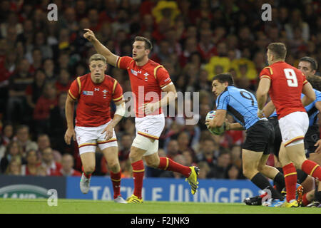 Cardiff, Wales. 20. Sep, 2015. Rugby World Cup. Wales vs. Uruguay. Walisischen Kapitän Sam Warburton leitet sein Team während offen gespielt. Bildnachweis: Aktion Plus Sport/Alamy Live-Nachrichten Stockfoto