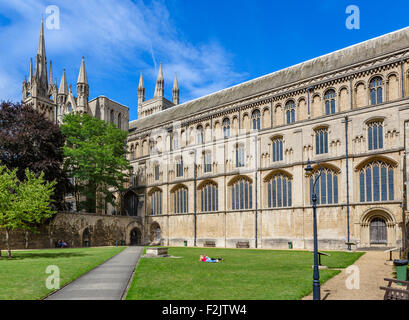 Peterborough Kathedrale aus der Klöster, Peterborough, Cambridgeshire, England, Vereinigtes Königreich Stockfoto