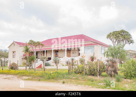 NUWERUS, Südafrika - 13. August 2015: ein altes Haus in Nuwerus (neue Rest), einer kleinen Stadt in der westlichen Kap Namaqualand Stockfoto