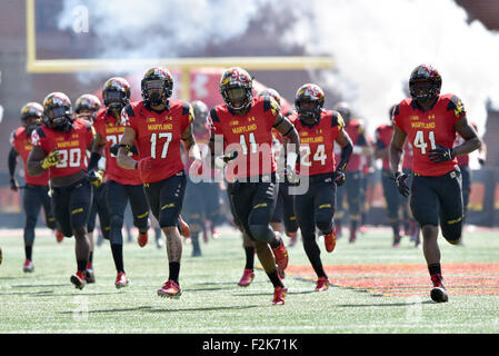 College Park, Maryland, USA. 19. Sep, 2015. Maryland Terrapins nehmen das Feld vor einem Spiel an Kapital ein Feld im Byrd Stadium in College Park, MD. Maryland schlagen Südflorida 35-17 © Ken Inness/ZUMA Draht/Alamy Live News Stockfoto