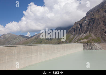 Staumauer Grande Dixence - Welten höchsten Gewichtsstaumauer - Schweiz Stockfoto