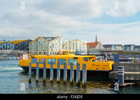 Havnebussen, Wasserbus Haltestelle Nyhavn, Kopenhagen, Dänemark Stockfoto