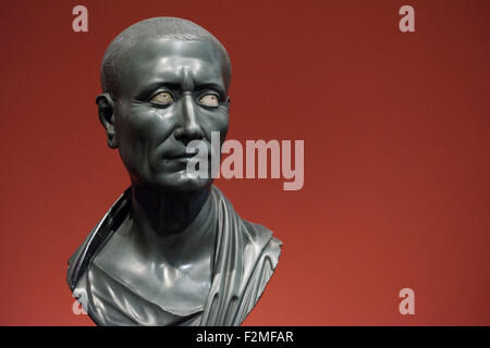 Portrait von Julius Caesar, auch bekannt als die grüne Caesar, Graywacke aus Ägypten 1-50 n. Chr., Altes Museum, Berlin. Deutschland. Stockfoto