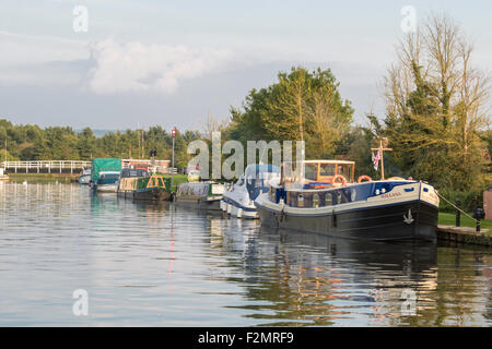 Gloucester und Schärfe-Kanal in der Nähe von Purton, Gloucestershire, England, UK Stockfoto