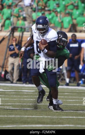 Denton, TX, USA. 19. Sep, 2015. 19. September 2015: Rice Owls quarterback während der NCAA Football-Spiel zwischen den Reis Eulen und dem North Texas bedeuten grün Apogee-Stadion in Denton, TX Driphus Jackson #6. Bildnachweis: JP Weber/ZumaPress © Jp Weber/ZUMA Draht/Alamy Live-Nachrichten Stockfoto