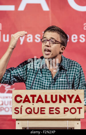 Barcelona, Katalonien, Spanien. 21. Sep, 2015. IÃ'IGO ERREJON, eines Podemoss wichtigsten Strategen, spricht der Tagung des zentralen Kampagne des Wählerverzeichnisses linke "Catalunya Si Que es Pot" (Catalonia ja wir können) für die katalanischen autonomen Wahlen in Barcelona © Matthias Oesterle/ZUMA Draht/Alamy Live News Stockfoto