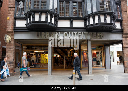 Urban Outfitters Bekleidungshaus in Exeter City Centre UK Stockfoto