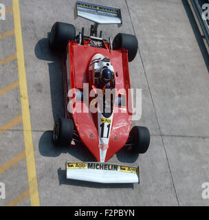 Clay Regazzoni in seinem Ferrari 312 1974 Stockfoto