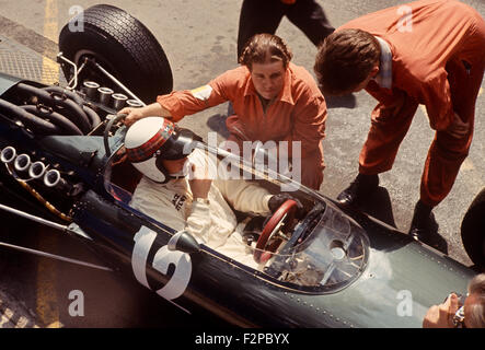 Jackie Stewart in seinem BRM P261 1960er Jahre Stockfoto