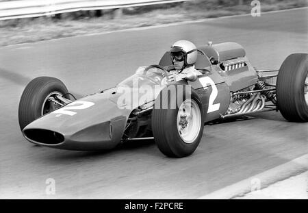 Lorenzo Bandini im Ferrari 1512 in der GP von Belgien in Spa 1965 Stockfoto