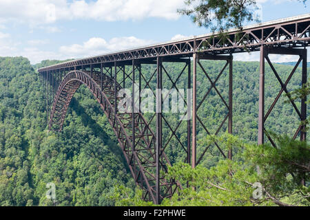 New River Gorge Bridge gesehen von Canyon Rim Besucherzentrum Stockfoto