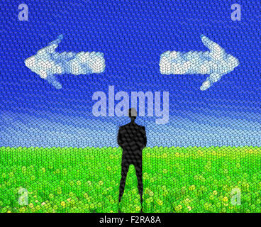 Mann steht auf einer grünen Wiese und auf Wolken gebildet als Pfeile - Entscheidungsfindung-Konzept Stockfoto