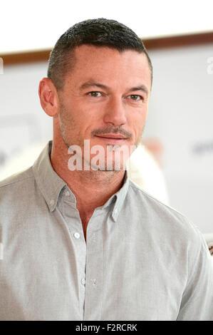 Luke Evans bei einem Fototermin für den Film "High Rise" während der 63. Filmfestspiele von San Sebastian in Spanien. 22. September 2015. / picture Alliance Stockfoto