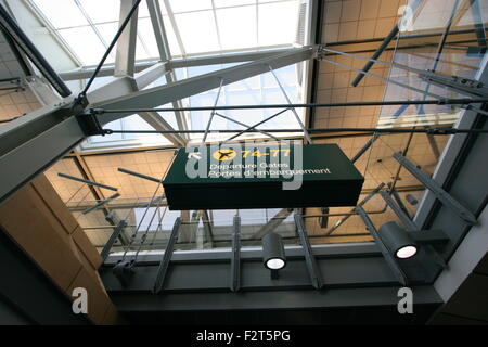 Abflug-Gate-Zeichen Stockfoto