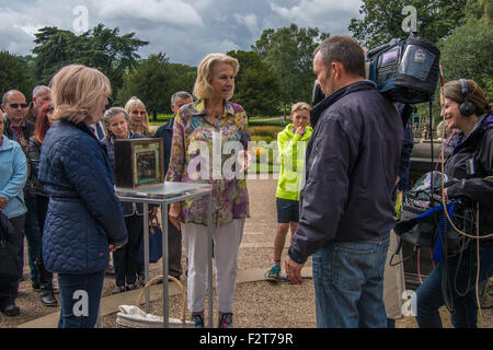 Der BBCs "Antiques Roadshow" in Trentham Gardens, Stoke on Trent, Staffordshire, England. Stockfoto