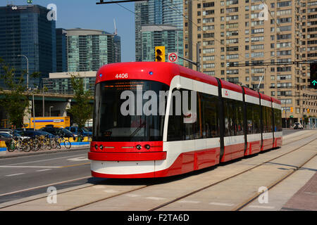 Neue Straßenbahn, Toronto, Kanada Stockfoto