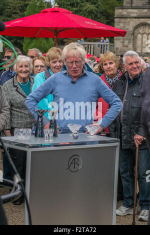 Der BBCs "Antiques Roadshow" in Trentham Gardens, Stoke on Trent, Staffordshire, England. Stockfoto