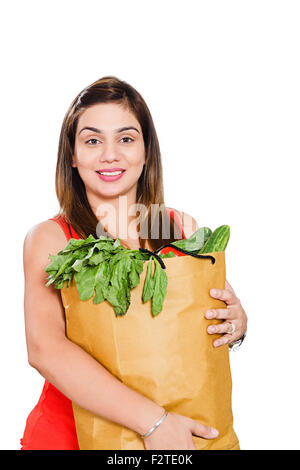 1 indische erwachsenen Frau Gemüse Tasche Shopping Stockfoto