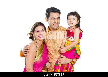 3 indischer Eltern und Kinder Tochter Diwali-fest Stockfoto