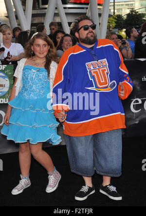 LOS ANGELES, CA - 24. Juni 2010: Kevin Smith & Tochter bei der Premiere von "The Twilight Saga: Eclipse" im Nokia Theatre L.A. Live. Stockfoto