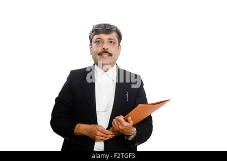 1 indische erwachsenen Mann Anwalt stehend Stockfoto