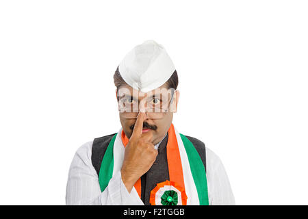 1 indische erwachsenen Mann Politiker Brille guckend Stockfoto