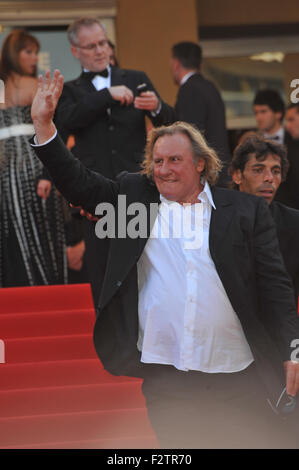 CANNES, Frankreich - 20. Mai 2010: Gerard Depardieu bei der Premiere für "Fair Game", die im Wettbewerb auf dem 63. Festival de Cannes ist. Stockfoto