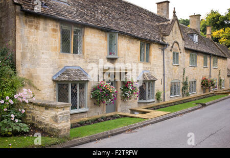 Cotswold Häuschen, breite Campden, Gloucestershire, Cotswolds, England Stockfoto