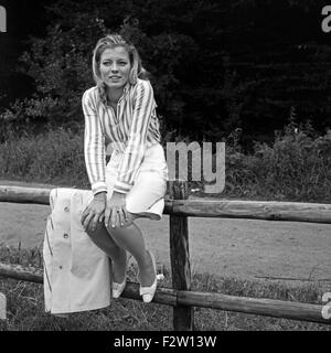 Der Zug der Zeit, Fernsehfilm, Deutschland 1967, Regie: Peter Beauvais, Monia: Katrin Schaake Stockfoto