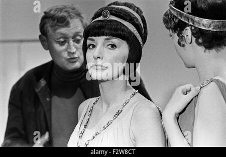 Phädra, Fernsehfilm, Deutschland 1967, der Regisseur Oswald Döpke Mit Darstellerin Luitgard Im Stockfoto